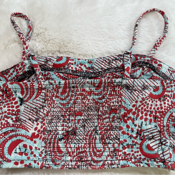 Patterned Crop Top - Picture 3 of 3